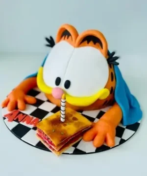 Bolo de aniversário infantil do Garfield personalizado da Alegra Cakes em Florianópolis